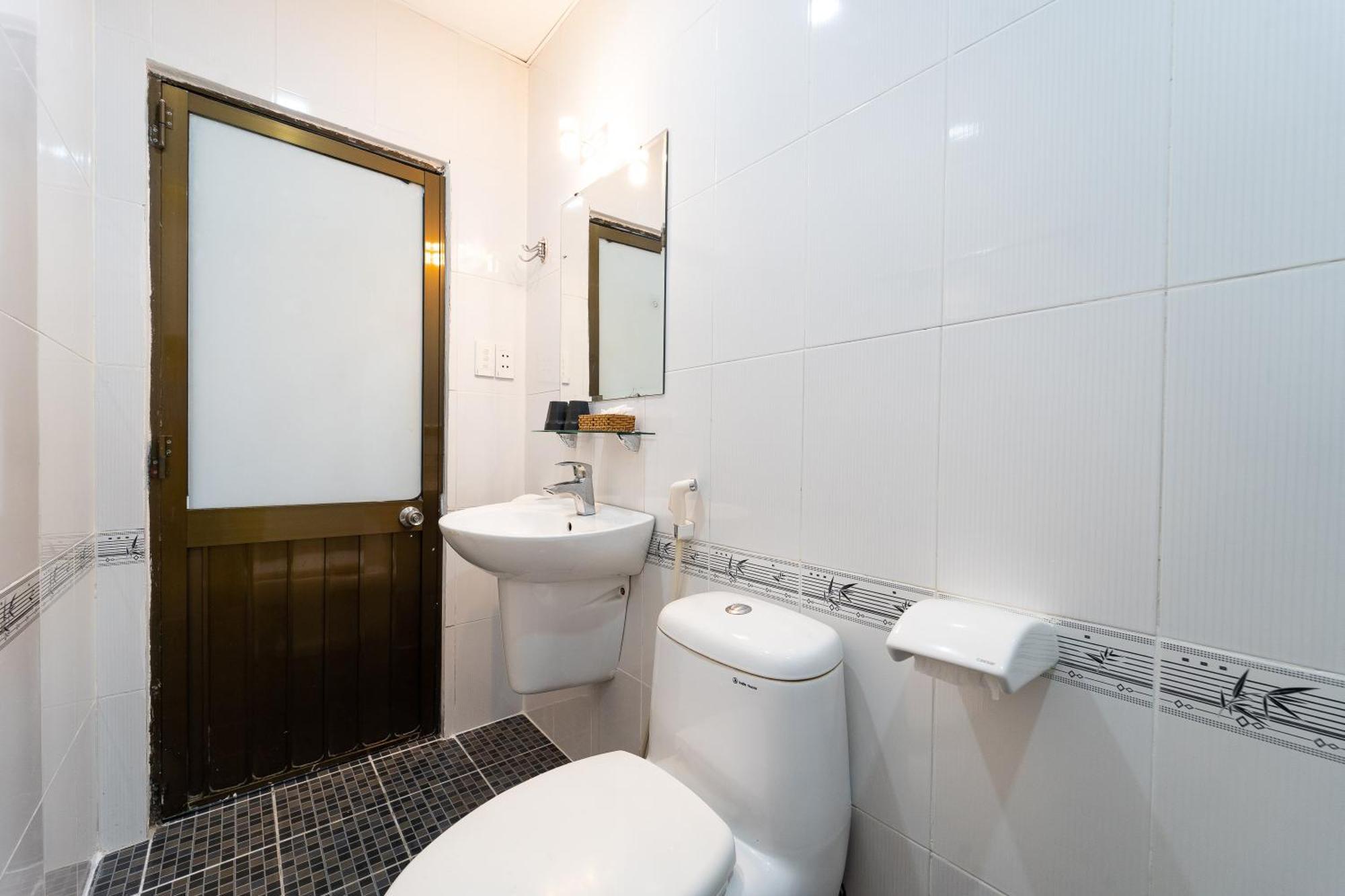 Larissa Ben Thanh Hotel